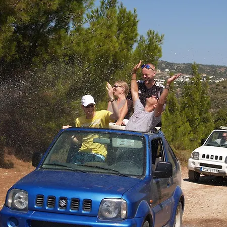 בית נופש Haus In Kolympia Mit Parkplatz Und Bergblick קולימביה